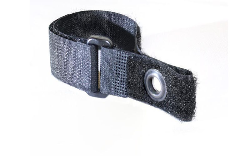 grommet cinch straps